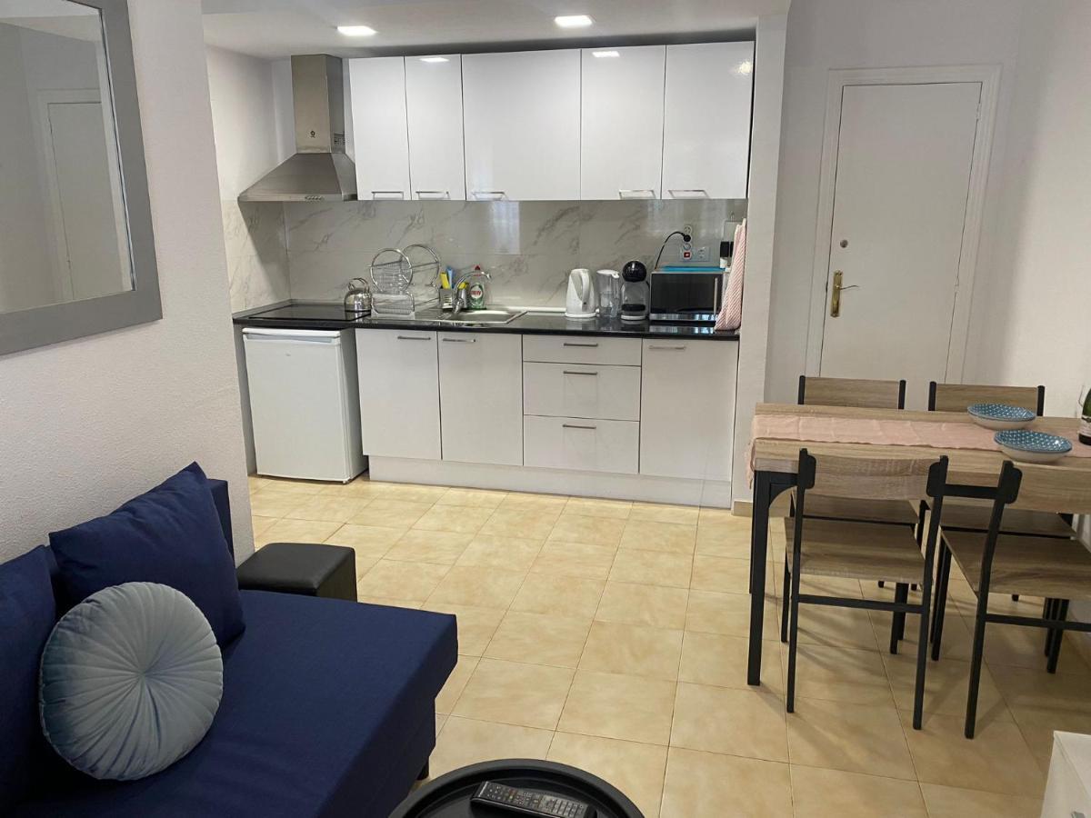 Apartament Casa Del Gato Rojo , Communal Swimming Pool , Terrace With Barbecue Torrevieja Eksteriør bilde